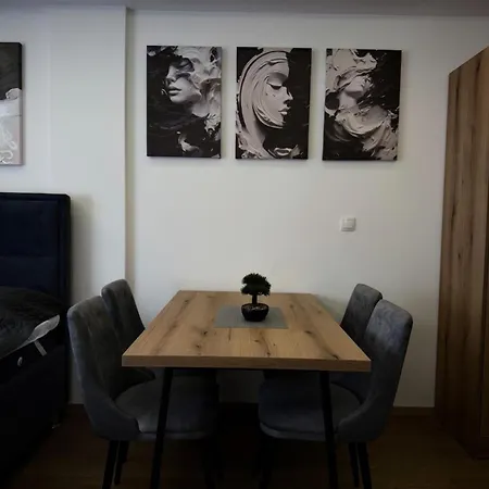 Chlll Hill * Vrnjačka Banja